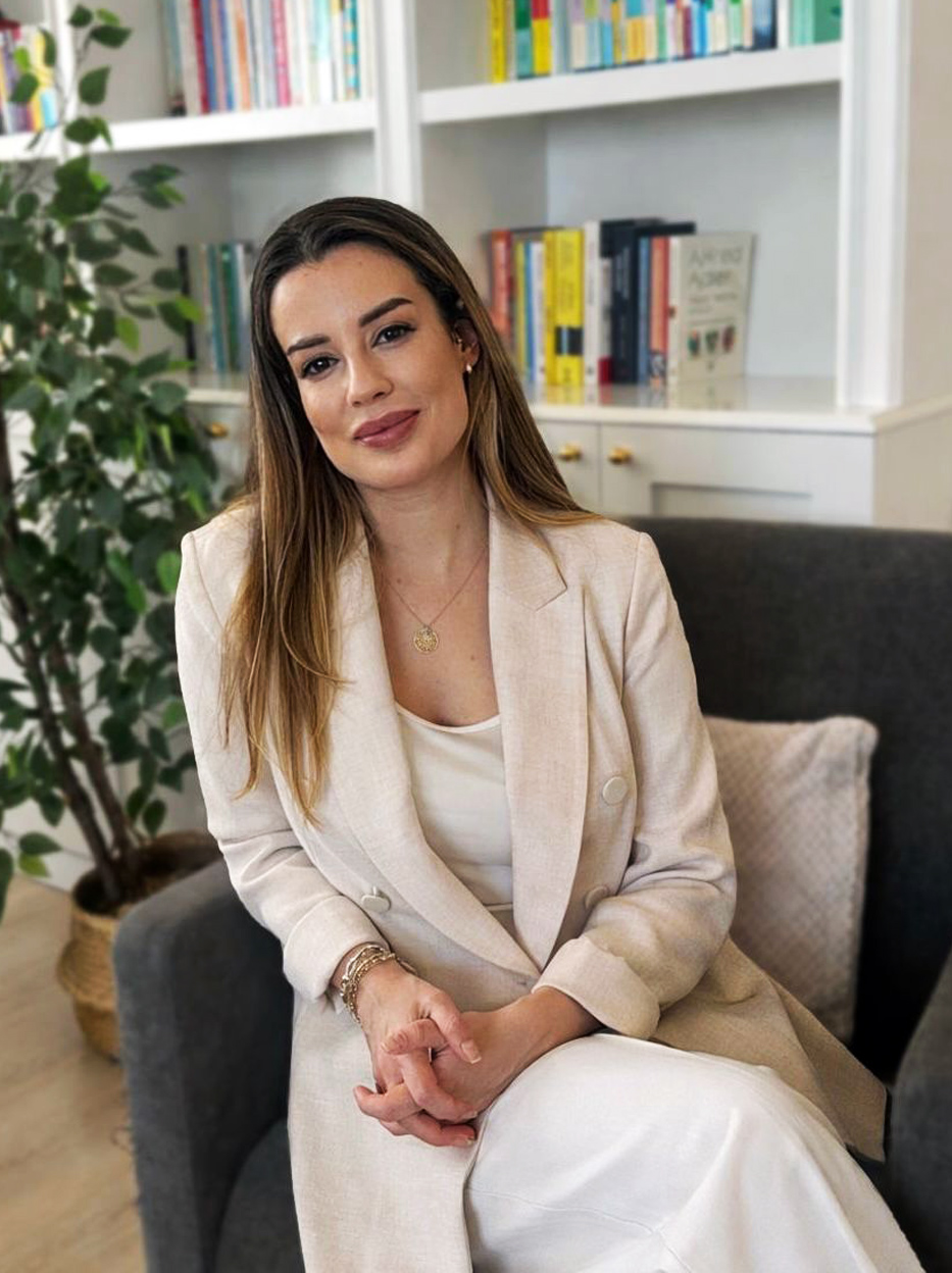 Psikolog Çiğdem Çetin